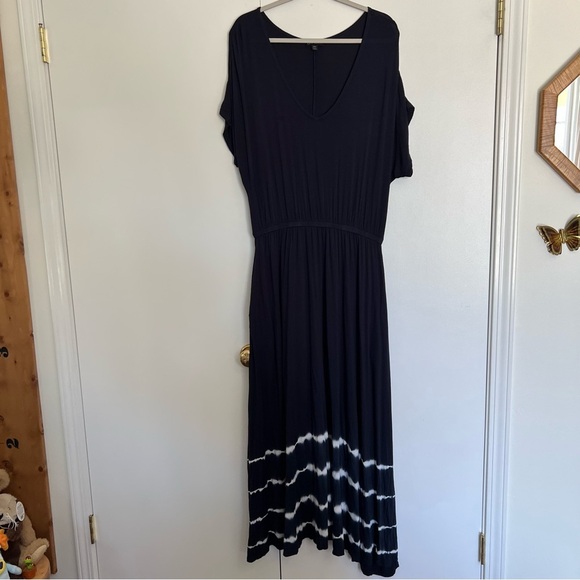 Lane Bryant Dolman-Sleeve Tie Dye Maxi Dress Black size 14/16 - Picture 2 of 10